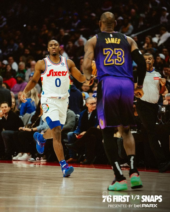 马克西43分击穿湖人防线 浓眉伤退致湖人4连胜终结