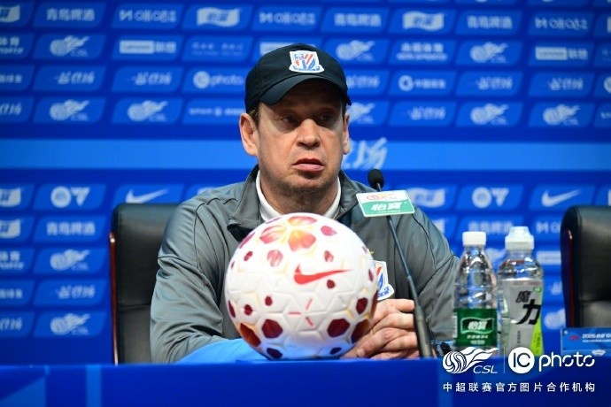 斯卢茨基揽责：球员失误全归我 特谢拉大腿后侧拉伤待评估
