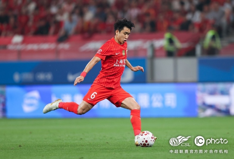 莱昂纳多破门难救主 海港主场1-1憾平津门虎