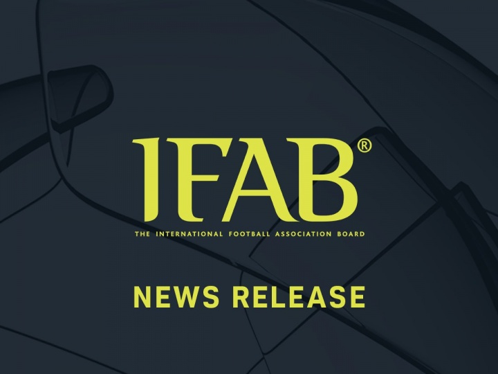 IFAB官宣:2026世界杯定位球开球前进攻犯规 VAR可追溯介入